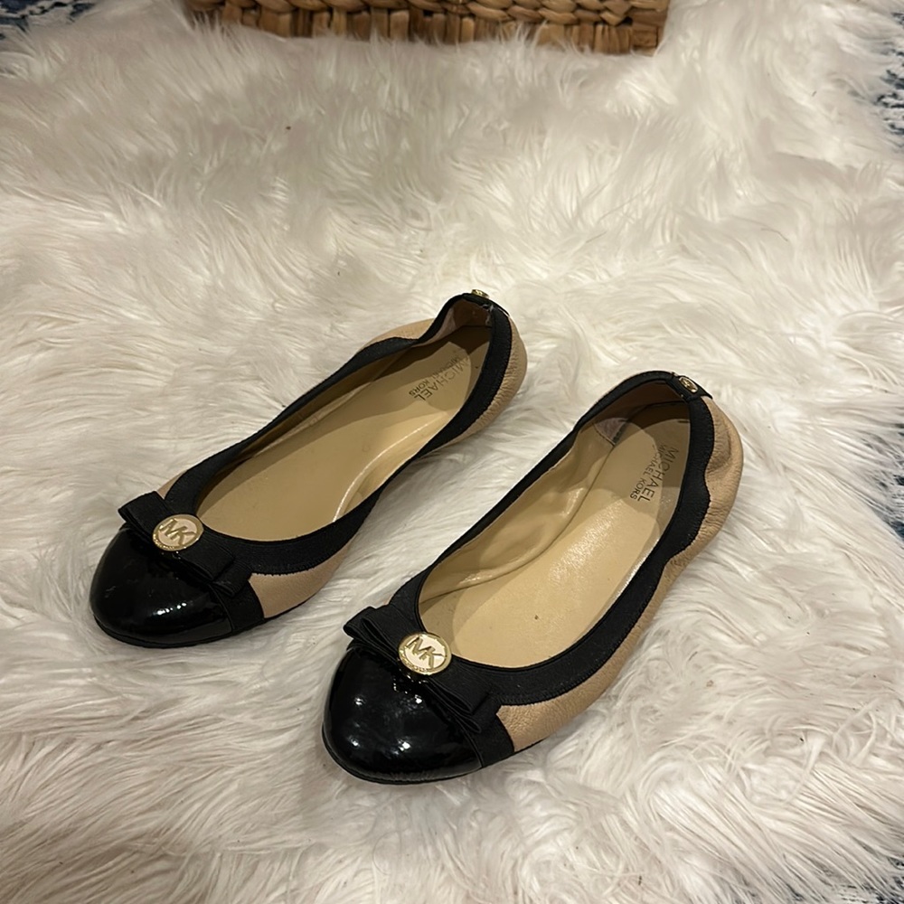 Michael Kors Flats